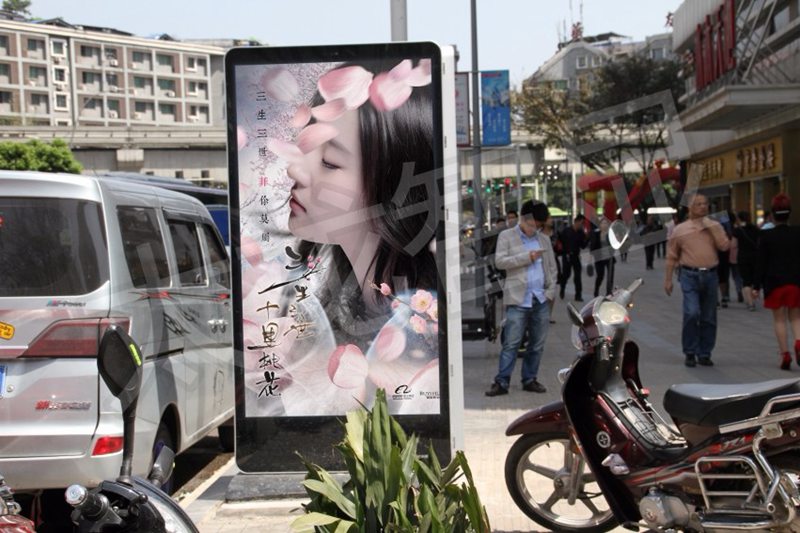 LED燈桿屏|智慧燈桿屏|立柱廣告機|LED廣告機|智慧路燈屏|燈桿廣告屏 LED燈桿屏|智慧燈桿屏|立柱廣告機|LED廣告機|智慧路燈屏|燈桿廣告屏