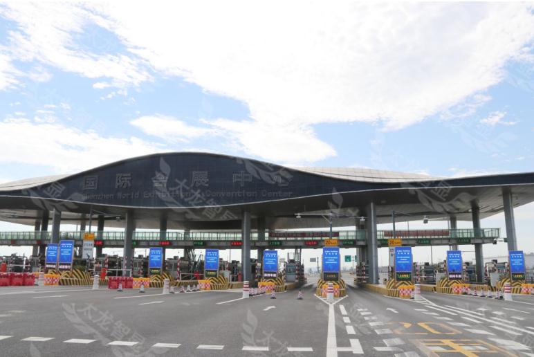 LED廣告機.jpg LED廣告機.jpg