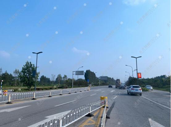 智慧燈桿屏.jpg 智慧燈桿屏.jpg