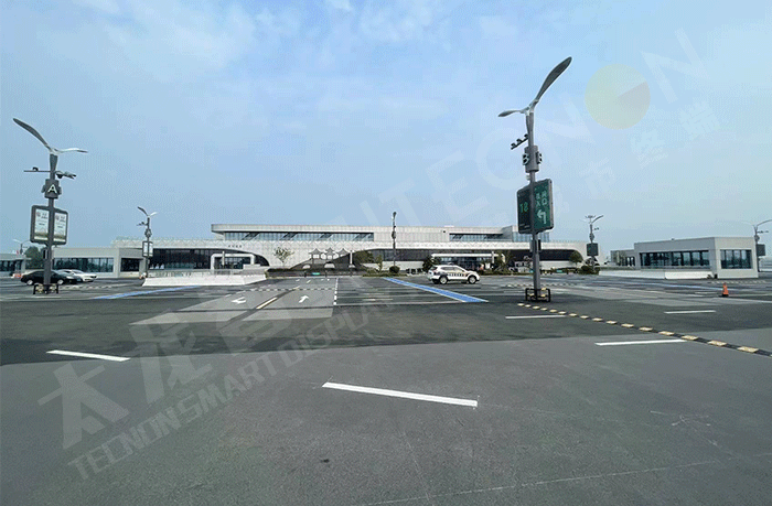 LED燈桿屏 LED燈桿屏