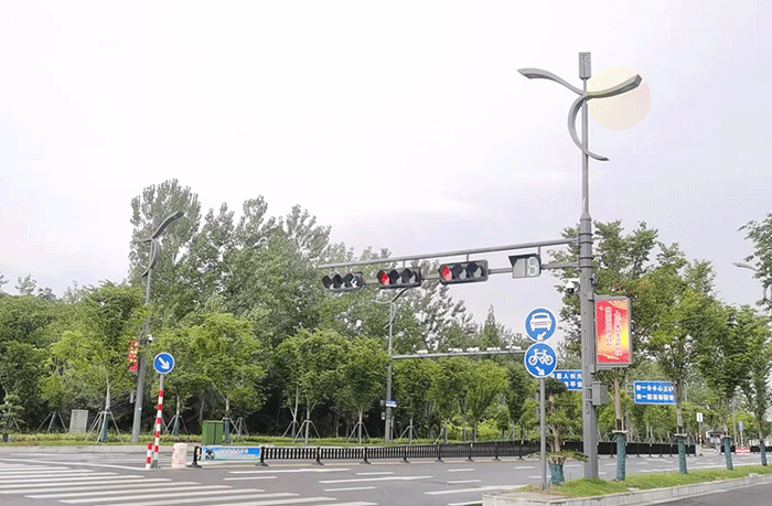 LED燈桿屏,智慧路燈 LED燈桿屏,智慧路燈