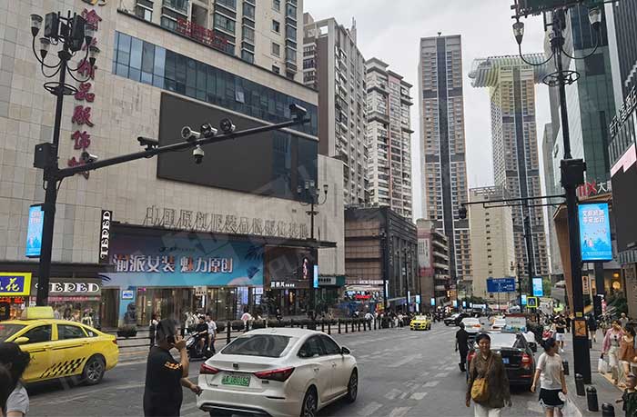 LED燈桿屏 LED燈桿屏